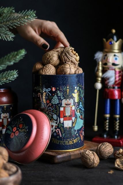1000 Melocej 57855210125192580184975 Evle-Er115-V1 Tales Nutcracker Desenli Baharatlık 1,1 Lt Tales Nutcracker Açık Bej