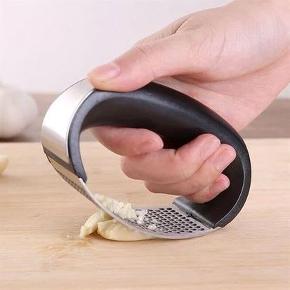 1001Hediye 57855210128872680184975 Sarımsak Ezici Paslanmaz Çelik Garlic Press Açık Bej