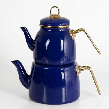 101 Copenhagen 57855210131475080184975 İçten Kaplamalı Emaye Çaydanlık Takımı - Gold Detaylı Nostaljik Alt Üst Çay Seti 1.2 Litre + 2 Litre - 3 Renk Seçeneği Mavi