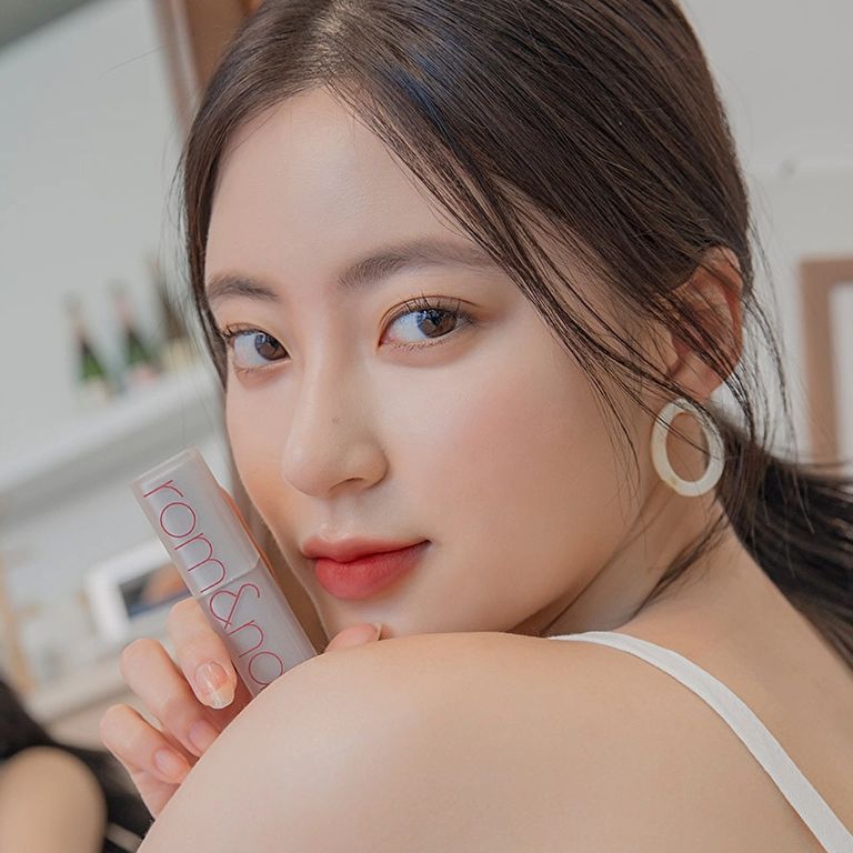 10204340 Rom&nd Zero Matte Lipstick 21 Smoked Beige Mat Ruj