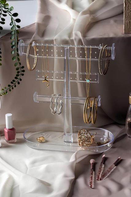 3D 57855210125151180184975 3 Katlı Polipropilen Takı Düzenleyici Organizer Modern Ve Şık Takı Standı 100
