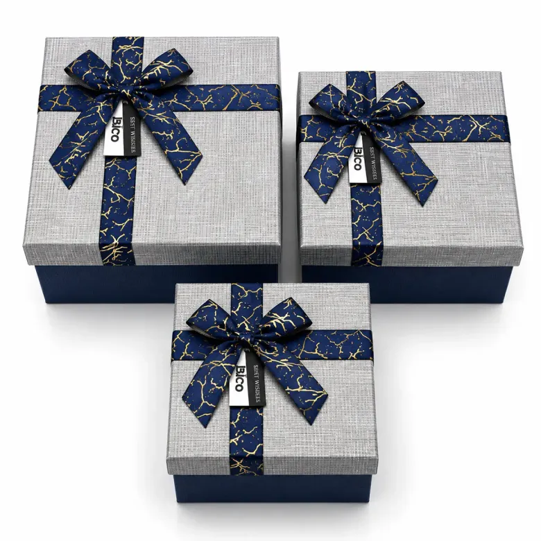 3PCS D.DÖRTGEN ÇİZGİLİ MİX RENKLİ KARTON HEDİYE KUTUSU KURDELALI 22.5X15.5-20.5X13.5-18.5X11.5CM (4745)