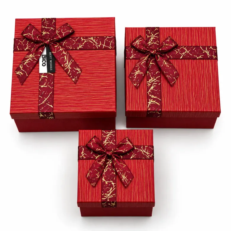 3PCS D.DÖRTGEN ÇİZGİLİ MİX RENKLİ KARTON HEDİYE KUTUSU KURDELALI 22.5X15.5-20.5X13.5-18.5X11.5CM (4745)