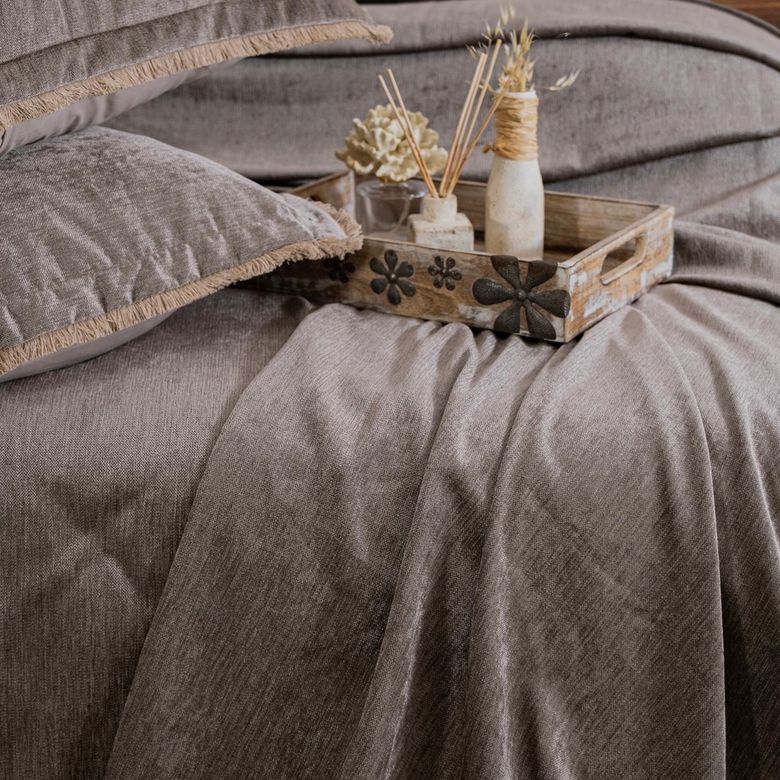 :.₺4.999,00 Schafer Home Blossom Yatak Örtüsü Seti 3 Parça-Bej