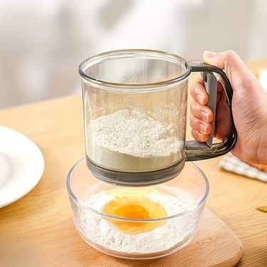 4moms 131621465 Mekanik Kol İle Tek Elle Kullanımlı Un Ve Pudra Şekeri Elek, Şeffaf, Kompakt Tasarım