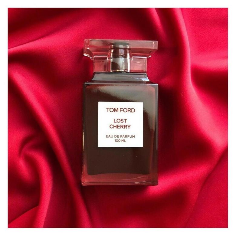 9988410 Tom Ford Lost Cherry Edp Kadın 100 Ml