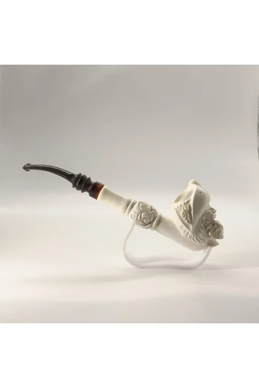 Altınışık Lületaşı dop19851654igo El Oyması Lületaşı Korsan Figürlü Uzun Pipo – Kuru Kafa Kabartmalı, Akrilik Ağızlıklı Meerschaum