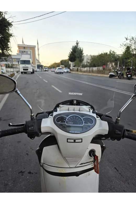 Aprilia Scarabeo 200 İe Ön Cam 35cm 2008-2015 Model Şeffaf Renkli 4mm
