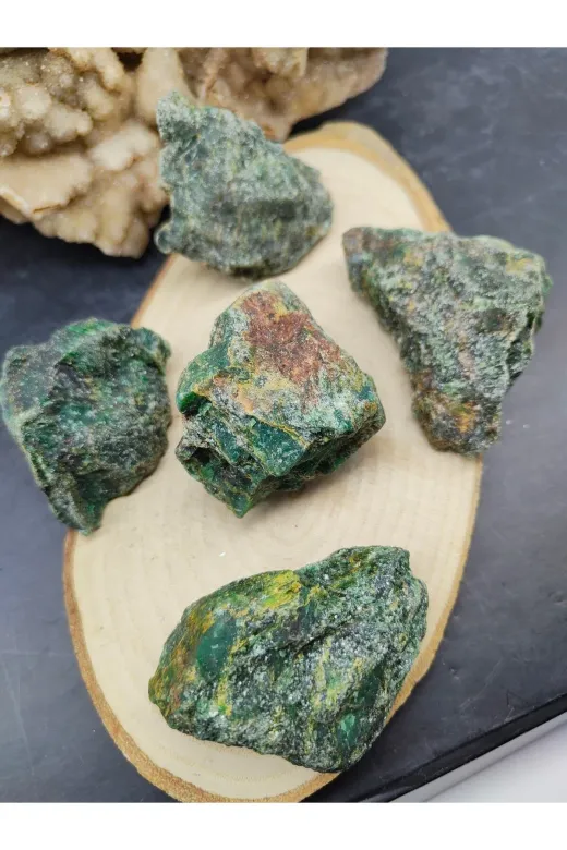 ART LİFE DOĞALTAŞ Natural Stones ART LİFE DOĞALTAŞ Natural Stones 300331 Yeşim Ham Doğal Taş Kaya (Sertifikalı)
