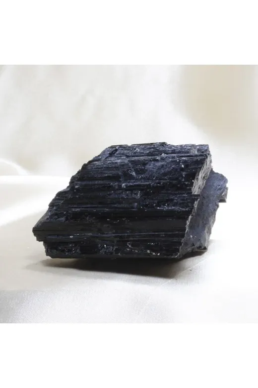 ART LİFE DOĞALTAŞ Natural Stones ART LİFE DOĞALTAŞ Natural Stones 300289 Siyah Turmalin Taşı Işlenmemiş Kaya Parçası 400 Gr
