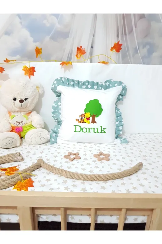 Baby Clime 5.KIRLENT Fırfırlı Kırlent Bebek Isimli 40X40 Cm Nakışlı Takı Yastığı Içi Dolgulu