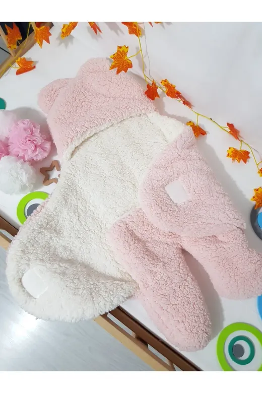 Baby Clime İSİM-DIŞUYKUTULUMU Bebek Dış Kundak Uyku Tulumu Açık Pembe - Pelüş Kapüşonlu Çift Katman Ayaklı Model
