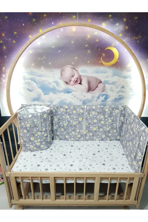 Baby Clime KOR-60120-1. 60X120 Beşik Kenar Korumalık 4 Parça - Gri Çiçek Yıldız Desen (Çarşaf Hariç)