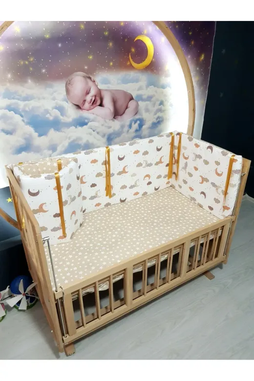 Baby Clime KOR-60120-1. 60X120 Beşik Kenar Korumalık 4 Parça - Kahverengi Ay Yıldız Desen (Çarşaf Hariç)