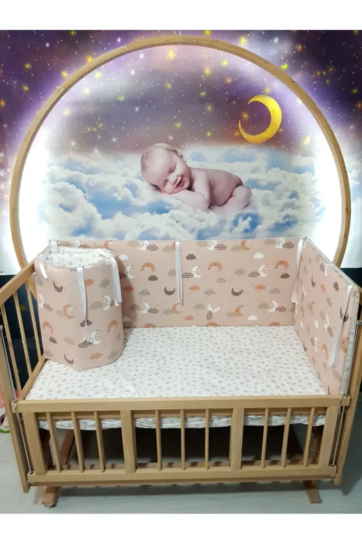 Baby Clime KOR-60120-1. 60X120 Beşik Kenar Korumalık 4 Parça - Kahverengi Zemin Ay Yıldız Desen (Çarşaf Hariç)