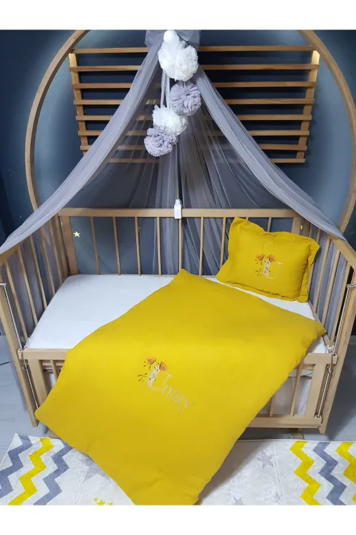 Baby Clime USMÜS-100150-LCİB-1. Nakışlı Müslin Uyku Seti - 100X150 Cm Yorgan Kılıflı, Ponponlu Cibinlik Tülü Ve Aparatlı