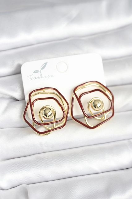 Balancelife MEYEB692196751c751a67fa0bbd6c-BLMY Mey İthalat Pirinç Gold Renk Bordo Mineli Geometrik Gül Model Kadın Küpe Çok Renkli