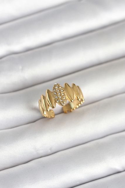 Balancelife MEYEB69de1b262dbb4814a30fdab2-BLMY Mey İthalat 316L Çelik Gold Renk Zirkon Taşlı Vintage Model Kadın Yüzük Çok Renkli