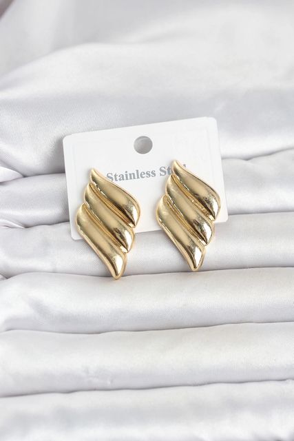 Balancelife MEYEB6a048d87ceb5db8e39088436-BLMY Mey İthalat 316L Çelik Gold Renk Motif Model Kadın Küpe Çok Renkli