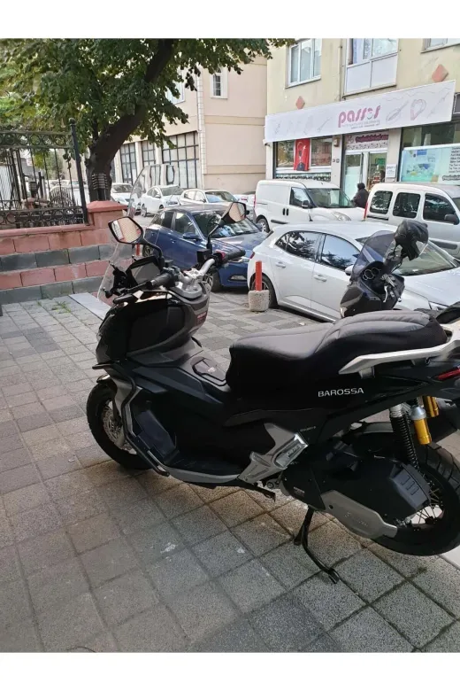 Barossa ADV 125 Ön Cam 2025-2026 Model 57cm Şeffaf Renkli 4mm SPORTİF
