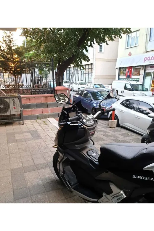 Barossa ADV 125 Ön Cam 2025-2026 Model 78cm Şeffaf Renkli 4mm UZUN