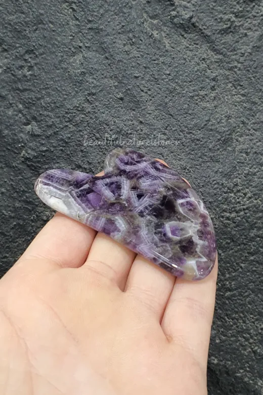 beautifulnaturelstones guashaa777 Ametist Doğal Taşı Kalpli Gua Sha Masaj Taşı ( % 100 Gerçek Doğal Taş ) (Sinir Sistemini Yatıştırır)