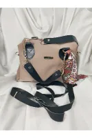 Bej Krem Fashion Yazılı Paisley Fularlı Geniş Hacim Omuz Çantası