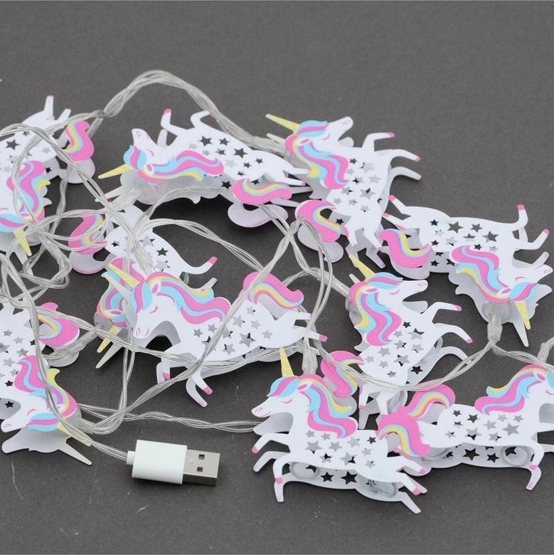 Belirtilmemiş epo9789 Ortama Renk Katan Unicorn Şeklinde Renkli Sıralı Led Lamba