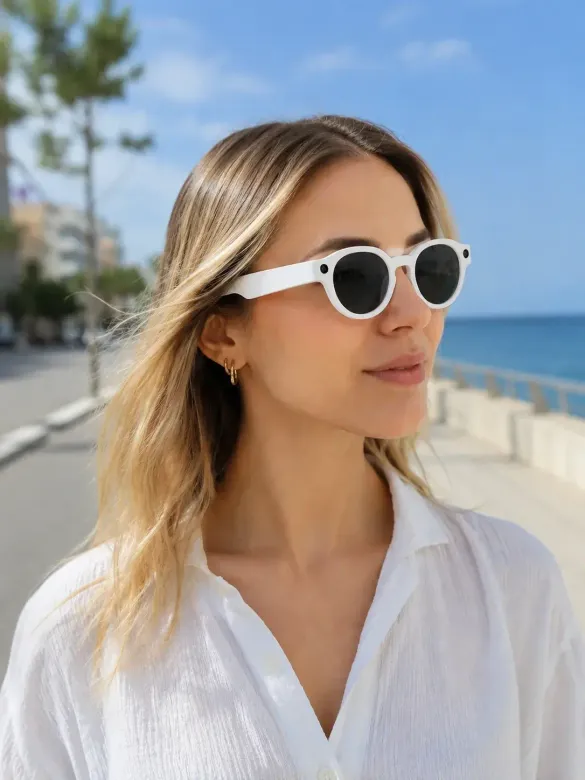 Beyaz Yapay Zeka Akıllı Gözlük Fotoğraf Video Ses Kayıtlı Çoklu Dil Çeviri Bluetooth Bağlantılı 3 Le