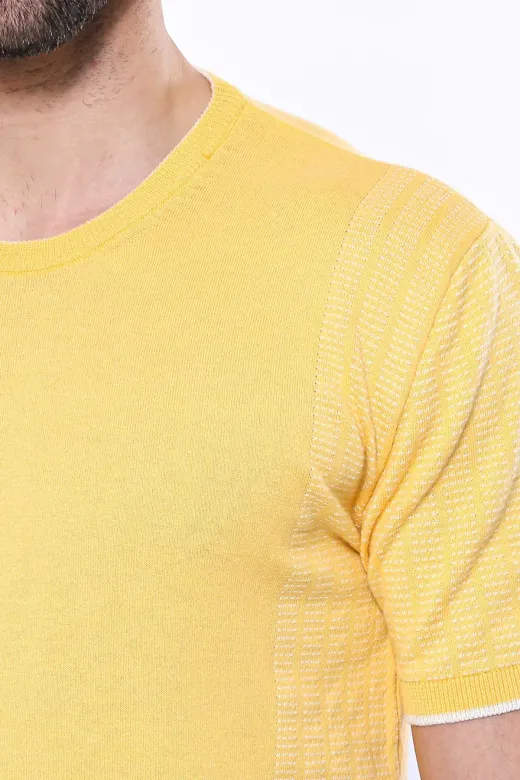 Bisiklet Yaka Kenarları Desenli Hardal Örme T-shirt | Wessi