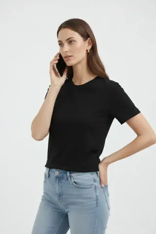 Bisiklet Yaka Tişört Regular Kalıp Basic Pamuklu Günlük Kullanım T-shirt - Siyah - S - Siyah
