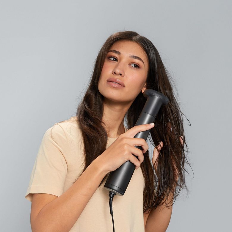 Bras420E Air Styler 4.2 Iontec Saç Kurutma Makinesi Ve Şekillendirici 2 Başlıklı