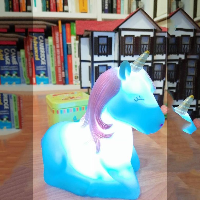 BUFFER® Dekoratif Unicorn Renk Değiştiren Pilli Led Gece Lambası (Mavi)