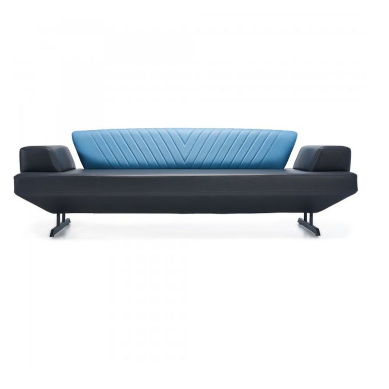 Bugatti-v Üçlü Ofis Bekleme