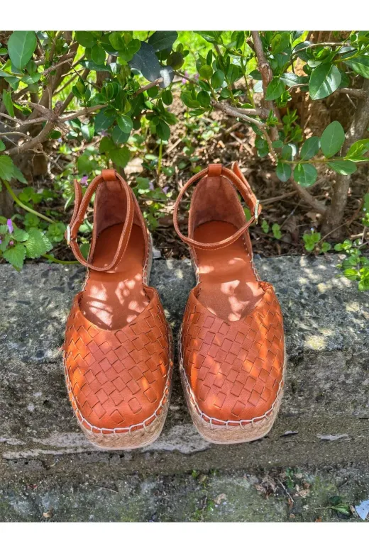 Butik nb11 Noble Shoes Hakiki Deri Örgülü Sandalet