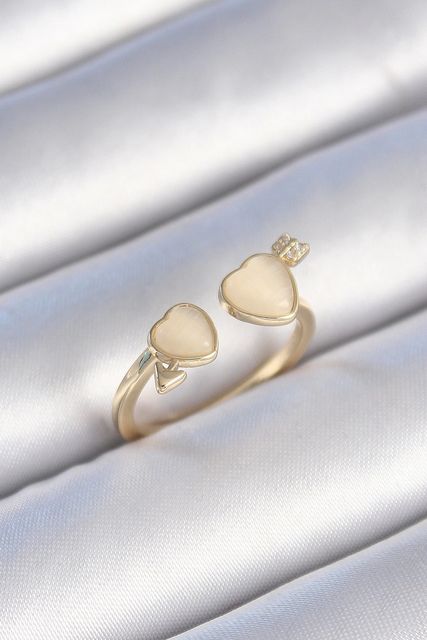Clariss BYK3472-BLNC Pirinç Gold Renk Beyaz Mineli Kalp Model Kadın Yüzük Çok Renkli