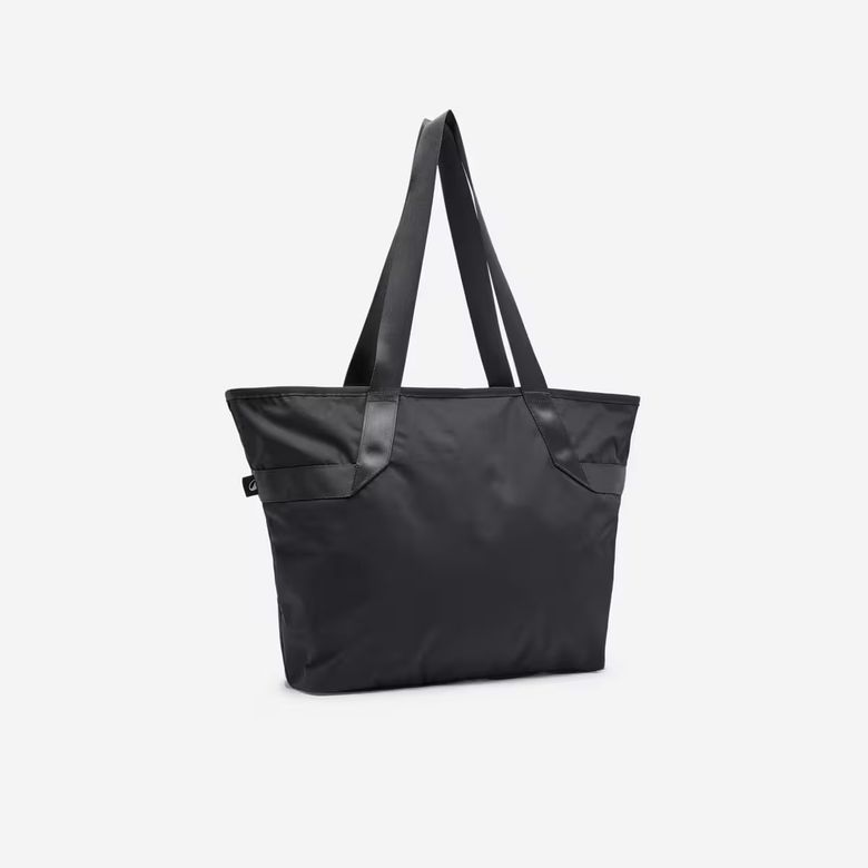 Decathlon 8940713 Spor Çantası - 4 Bölme - 25 L