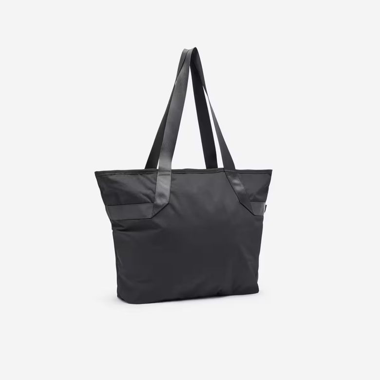 Decathlon 8940713 Spor Çantası - 4 Bölme - 25 L