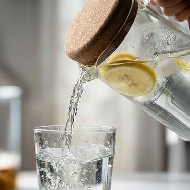 Diğer 126629418 Mantar Kapaklı Borosilikat Cam Sürahi 2 Litre - Dayanıklı Minimalist Karaf Ve Detoks Şişesi
