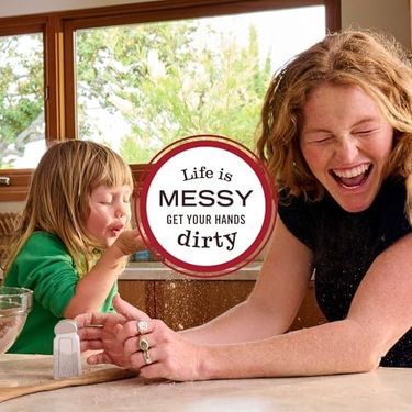 Diğer 128848547 Mrs. Meyer's Clean Day Sıvı El Sabunu, Zalimsiz Ve Biyolojik Çözünür Elde Yıkama Formülü Uçucu Yağlarla Üretilmiştir, Hanımeli Kokusu, 12,5 Oz Şişe
