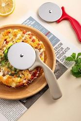 Diğer 131573336 Plastik Saplı Çelik Pizza Hamur Mantı Börek Kesme Ruleti Pratik Pizza Kesici Dilimleyici Rulet