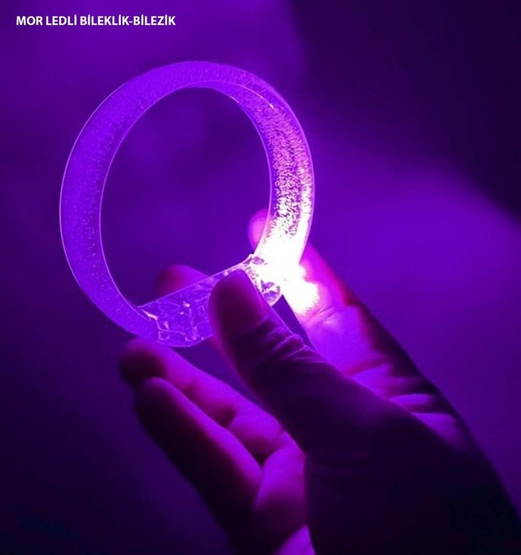 Diğer 131841831 Mor Led Işıklı Baskı Yapılabilen Pilli Bileklik Bilezik 1,5 Cm Genişlik - Huvj-874112 Standart
