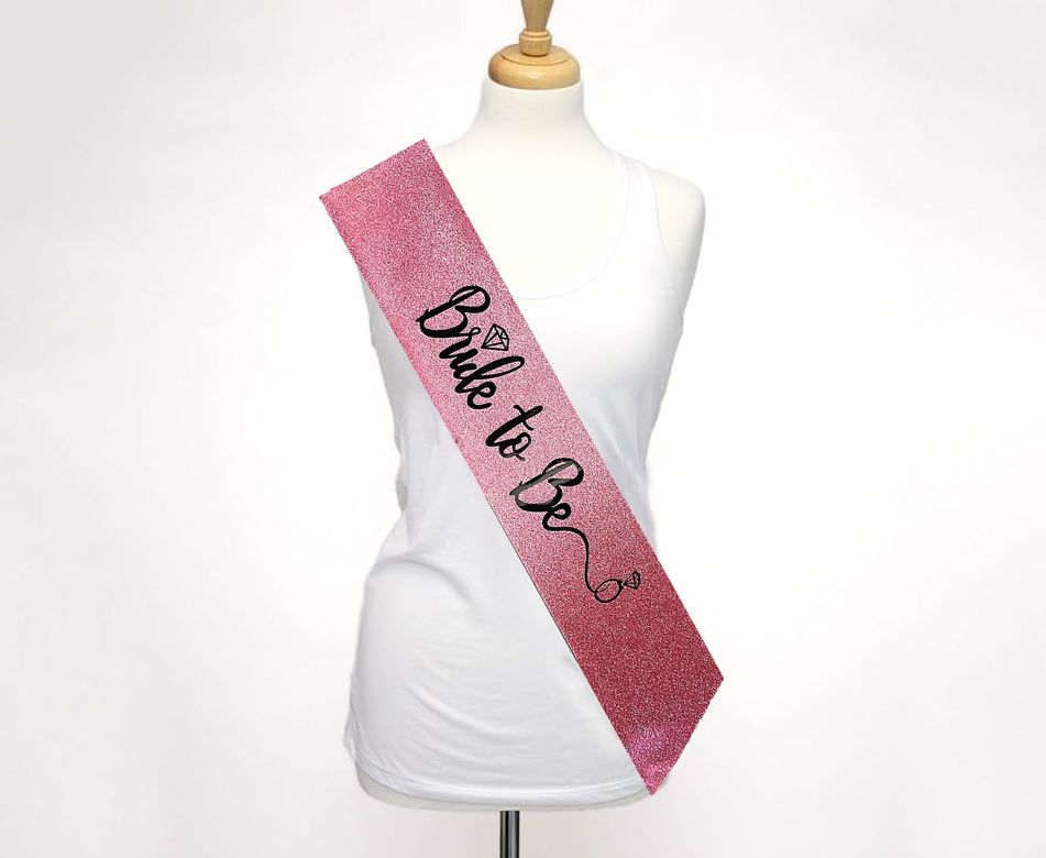 Diğer 474189Gosa4696 Pembe Üzeri Siyah İtalik Alyanslı Bride To Be Yazılı Simli Işıltılı Kuşak Kemer 10 Cm Genişlik