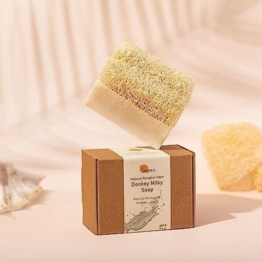 Diğer 57858324443901499283959 Doğal Kabak Lifli Eşek Sütü Sabunu - Doğal Peeling Yapan Yumuşak Lif Kabağı, Nemlendirici, Besleyici Yüz Ve Vücut Sabunu 150 Gr. Acı Badem