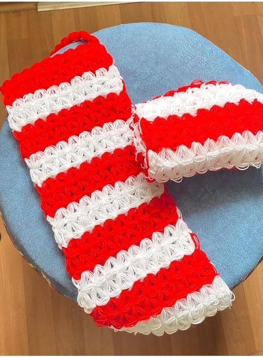 Diğer 57858324444216099283959 Rapithwin El Yapımı Örgü Doğal Lif Kırmızı 40X16 Cm , Tek Ebat Açık Ahşap