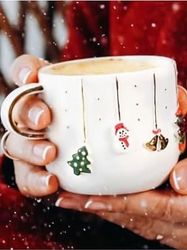 Diğer 57858324452000599283959 Celine's Wonders Kabartmalı 24 Ayar Altın Dekorlu El Yapımı Kupa 300 Ml Yılbaşı Kupa Christmas Mug Yılbaşı Fincan 1 Adet Açık Altın
