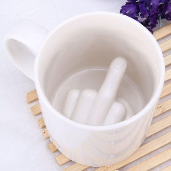 Diğer 57858324452108399283959 Orta Parmak İşaretli Porselen Kupa Bardak, 8X9,5 Cm, Beyaz Açık Altın
