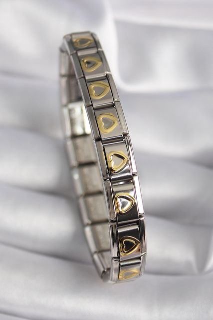 Diğer BB6481-BLNC 316L Çelik Gümüş Renk Gold Kalp İşleme Model Kadın Bileklik Çok Renkli