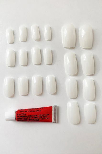 Diğer RT-RYL-20ARTTRBDM Naturel Badem Takma Tırnak Ve Yapıştırıcı 20 Adet