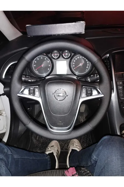 Dikişli Direksiyon Kılıfı Damarlı Noktalı Deri Siyah Dikişli Opel Astra Için Insignia